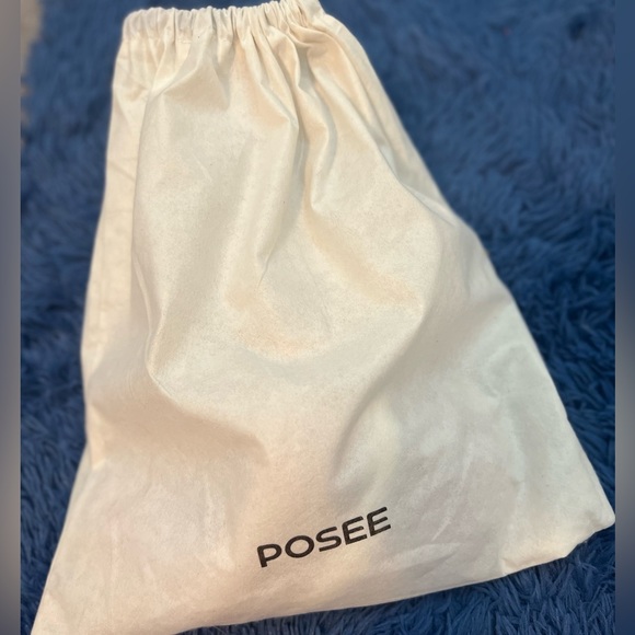 pink and white slippers - Picture 6 of 6